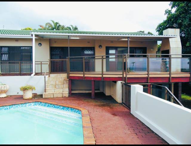 7 BEDROOM HOUSE FOR SALE IN SHELLY BEACH